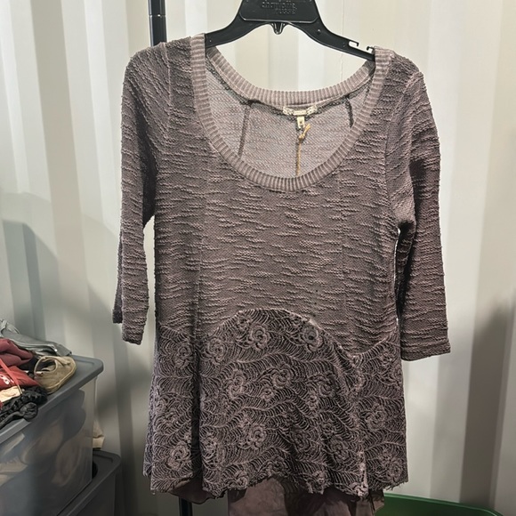 No from Buckle gimmicks, blouse - Picture 1 of 5